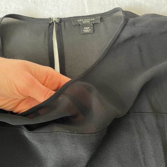 Ann Taylor Black Blouse sz XSP - Picture 3 of 3